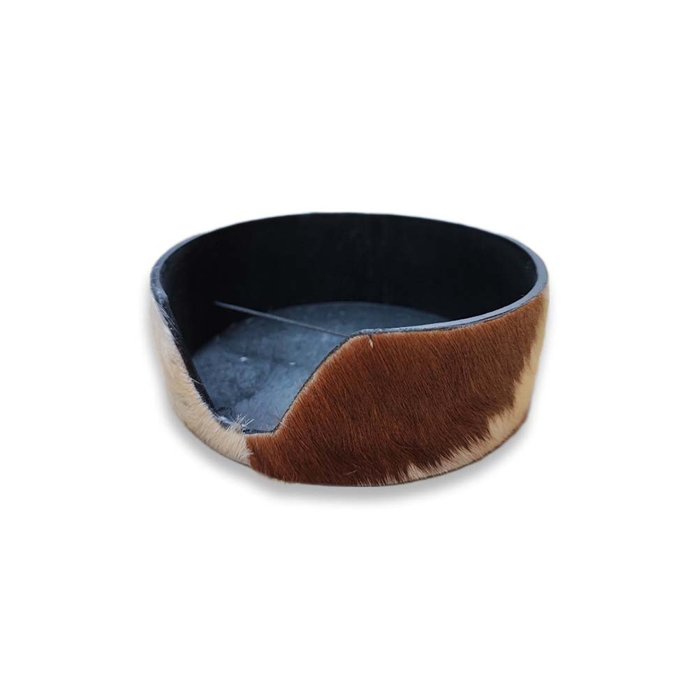 Coaster Holder Large, Cowhide (for 6 or 8 pcs set) Coaster Holder Large, Cowhide (for 6 or 8 pcs set)